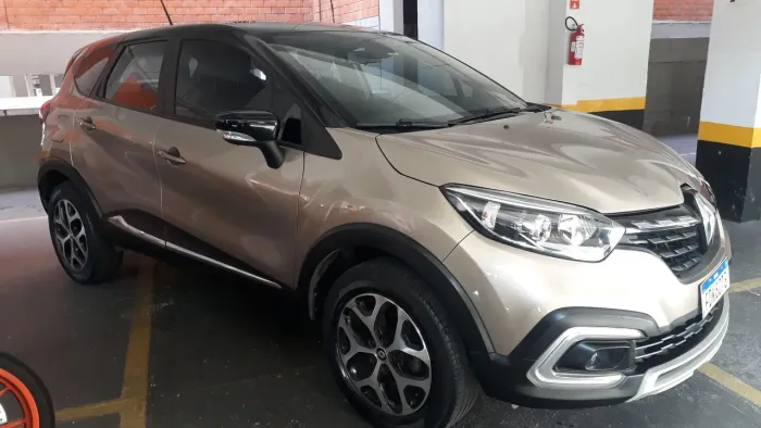 Renault Captur Intense 1.3 TB 16V Flex 5P AUT 2022