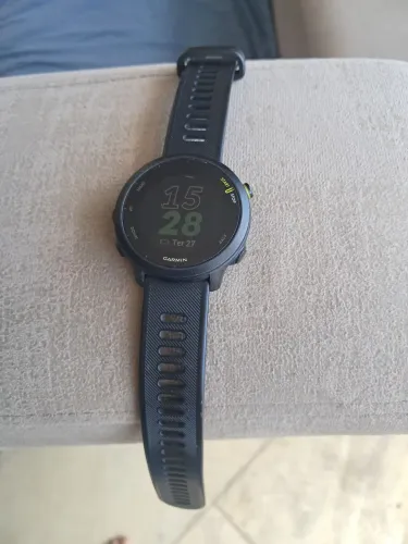 Relógio Garmin forerunner 45 com cabo pra carregar incluso