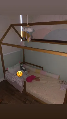 Cama casinha montessoriana