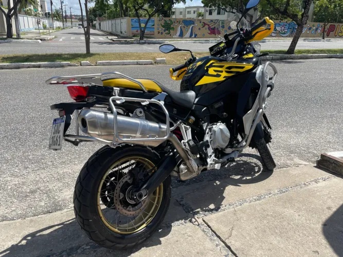 Vendo BMW 22/22 versão 40 anos