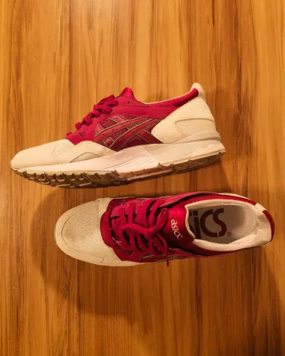Tênis masculino ASICS Gel-Lyte V burgundy/white 45