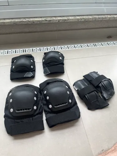 Kit de protetores (joelheira, cotoveleira e luva)