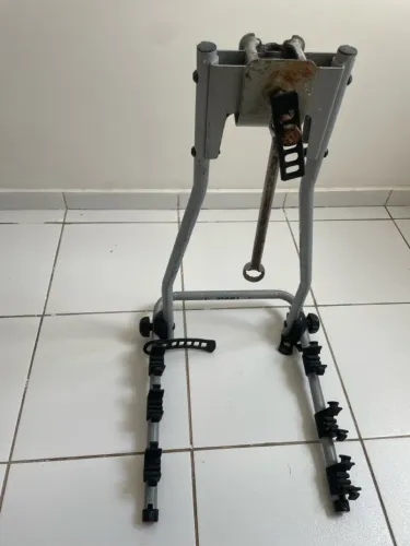 Suporte de bicicleta de engate