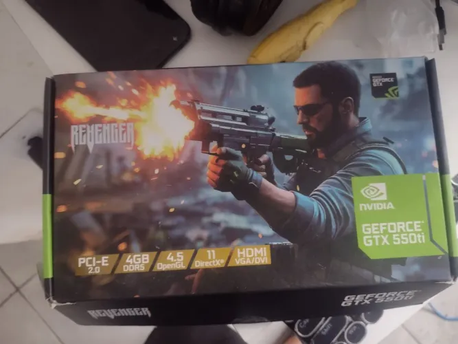 Vendo GTX 550TI nova