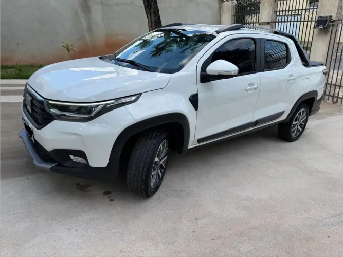 Fiat Strada Volcano 1.3 Flex 8V CD 2021