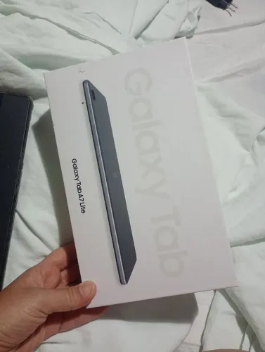 Tablet Samsung galaxy A7 lite (em estado de novo) 