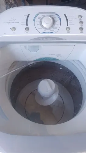 Máquina de lavar eletrolux 12 kg perfeita silenciosa branquinha capacidade 15 kg