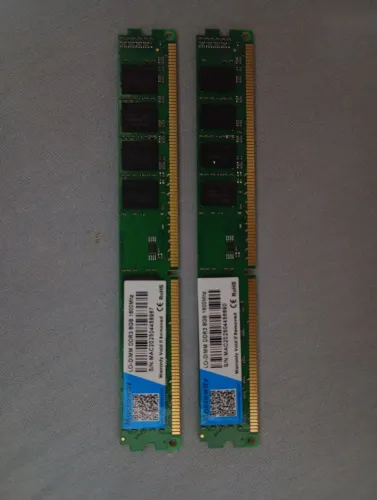 Memória RAM 8x2GB DDR3
