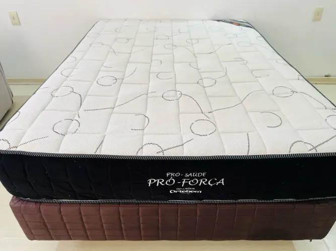 Cama box casal