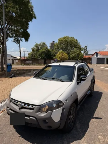 Fiat Strada Adventure1.8/ 1.8 Locker Flex CD 2020