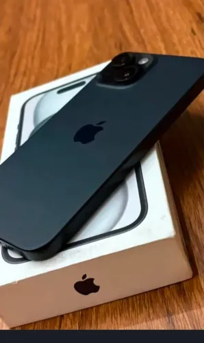Iphone 15 128GB Preto + Itens