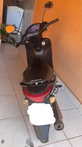 Honda Biz 125 ES
