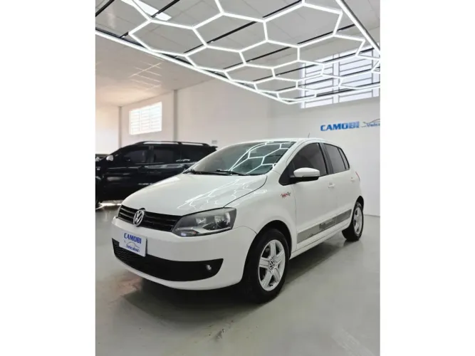 Volkswagen Fox 1.6 MI Total Flex 8V 5P 2014