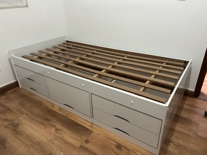 Cama Solteiro com 5 Gavetas - Branca