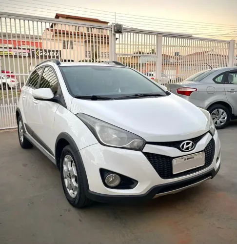 Hyundai HB20X Premium 1.6 Flex 16V Mec. 2014