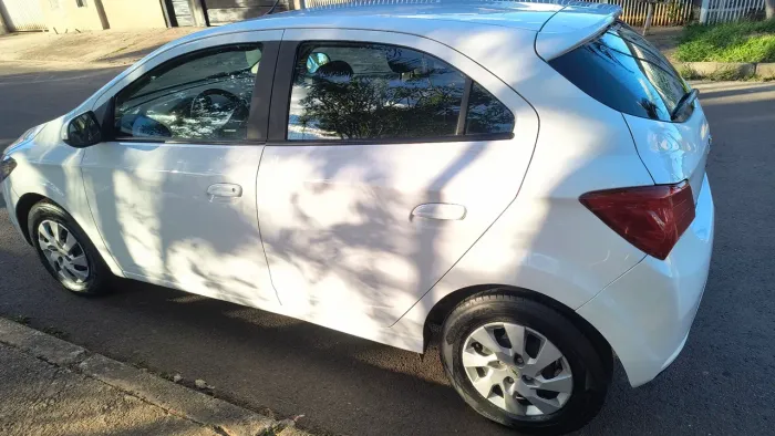 Chevrolet Onix Hatch LT 1.0 8V Flex Mec. 4P 2018