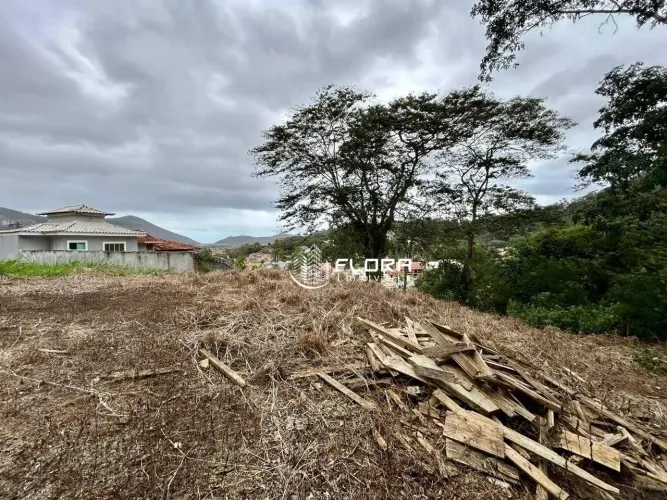 Terreno à venda, 487 m² por R$ 260.000,00 - Itaipu - Niterói/RJ