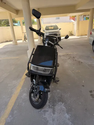 Scooter elétrica Kuniu 1000w