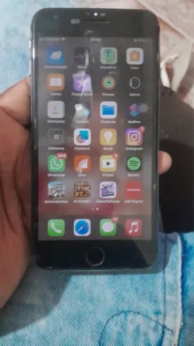 iPhone 8 Plus