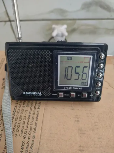 Rádio multi band Mondial