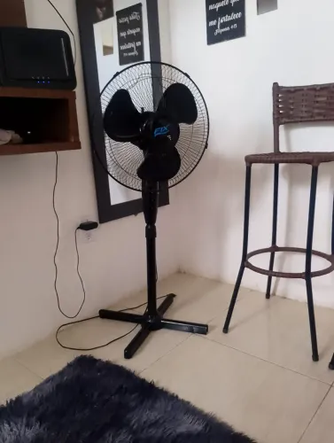 Ventilador de pé