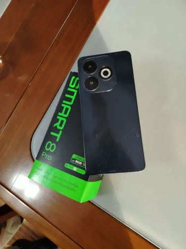 Celular Infinix smart 8 Pro 8 de ram