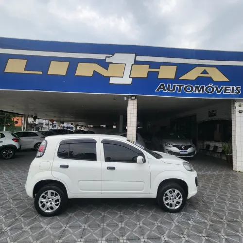 Fiat Uno Attractive 1.0 EVO Fire Flex 8V 5P 2021