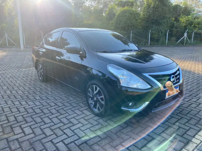 Nissan Versa Unique 1.6 16V Flex 4P Mec. 2016