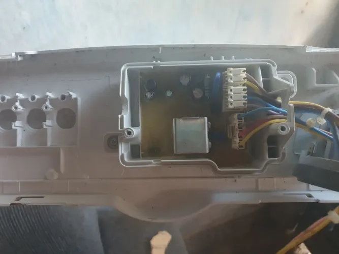 Vendo placa consul 9 kg com painel.