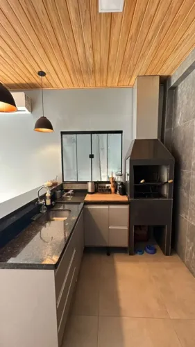 Casa em Condomínio para Venda em Cuiabá, Jardim Vitória, 3 dormitórios, 2 suítes, 2 banhei