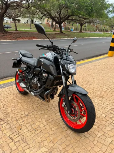 MT07 ABS 2023 impecável