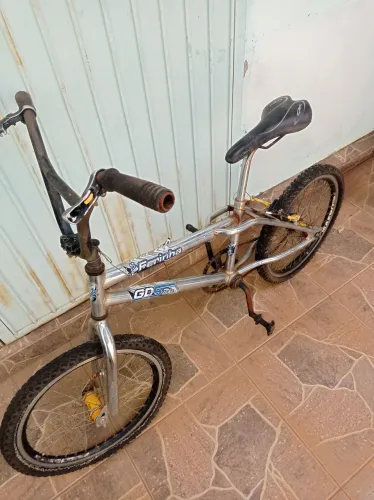 Bicicleta BMX