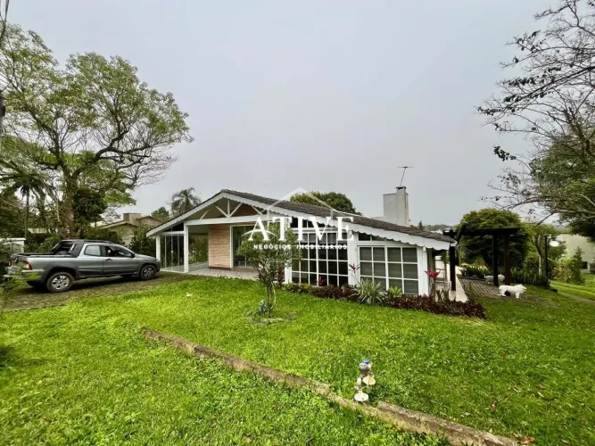 Casa dentro de condomínio de alto padrão para locação no bairro Barro Vermelho de Gravataí