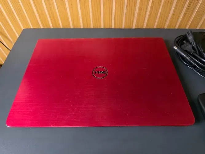 Notebook Dell Inspiron 5447 i5 com SSD e 8GB RAM com Acessórios e Brinde
