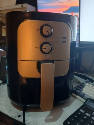 Fritadeira Elétrica Sem Óleo Air Fryer 5.5L Gaabor Jumbo Family 1400w 127V/220V Vintage