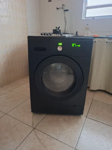 Lava e seca sansung preta