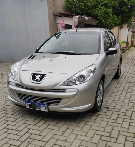 Peugeot 207 XR 1.4 Flex 8V 5P 2012