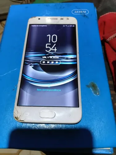 Samsung J5