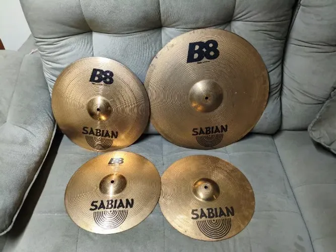 Kit de Pratos Sabian B8 14' / 16' / 20'
