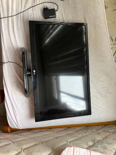 TV 28 HD LG
