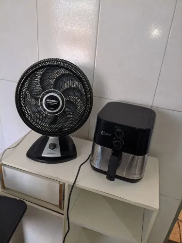 Air Fryer Oster + Ventilador Mondial Turbo