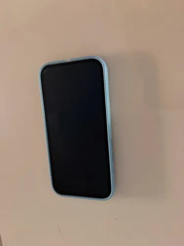 iPhone 15 128GB