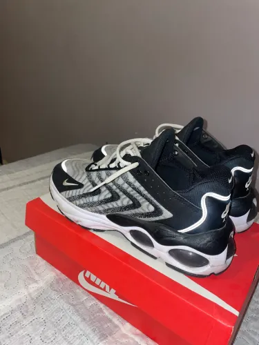 Tênis Nike usado apenas 3 vezes