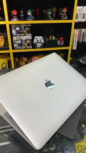 MACBOOK PRO / 14 / M5 / 16GB / 1TB LACRADO - em loja fisica a mais de 15 anos ate 18x