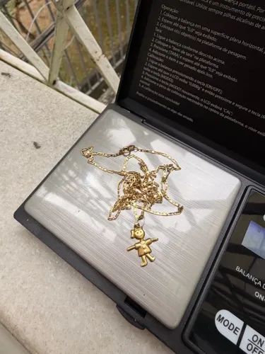Cordão de ouro