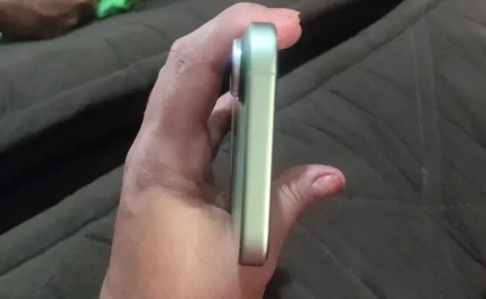 iPhone 17