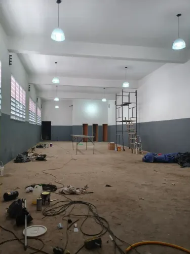 Galpão/Depósito/Armazém para aluguel possui 900 metros quadrados