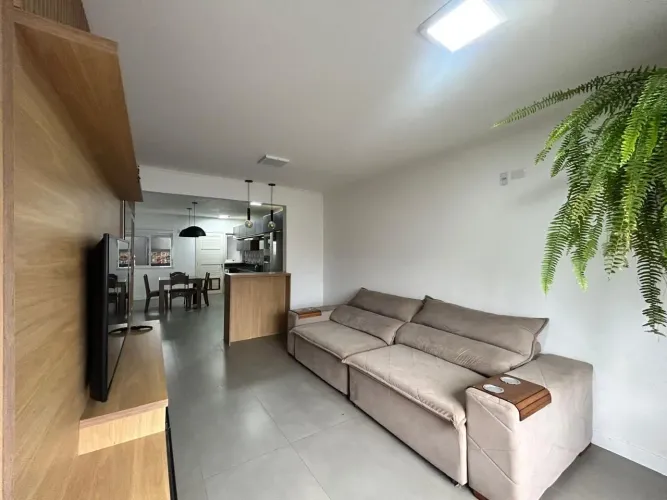 Casa à Venda no Condomínio Jardim Di Napoli | 2 Dormitórios (1 Suíte) | Bairro Central Par
