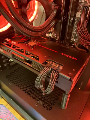 Placa de vídeo AMD RX 7800 XT 16GB
