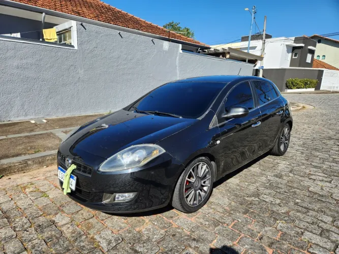 Fiat Bravo Absolute 1.8 Flex 16V 5P 2011